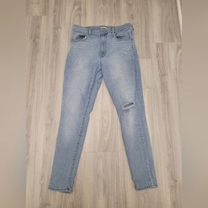 Women's Levi's 32/30